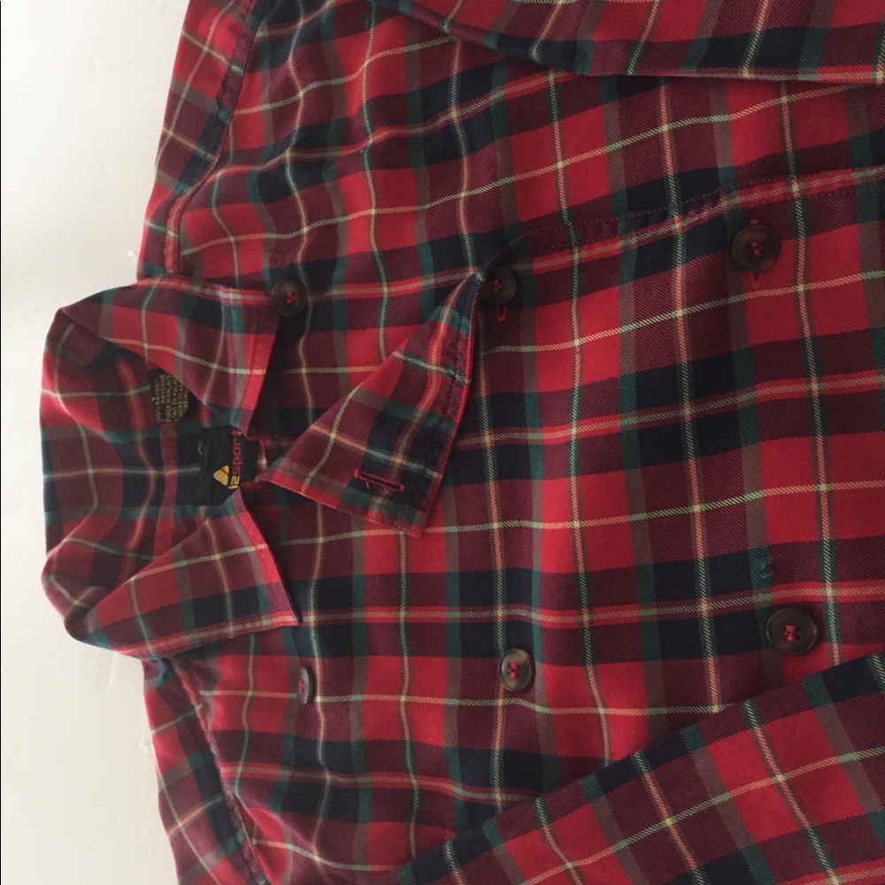 Liz sport plaid blouse.